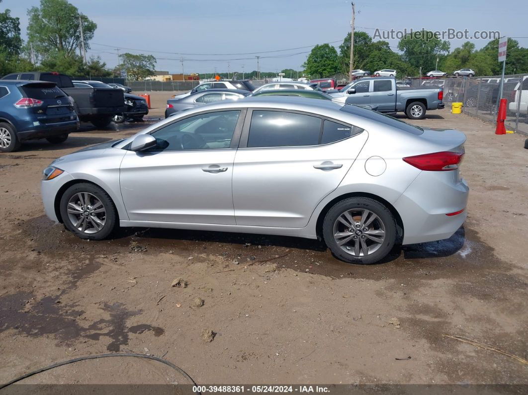 2017 Hyundai Elantra Se Silver vin: 5NPD84LF2HH038538