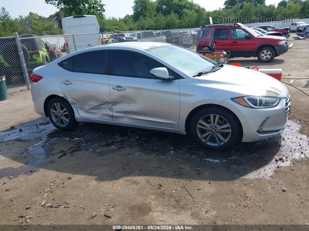 2017 Hyundai Elantra Se Silver vin: 5NPD84LF2HH038538