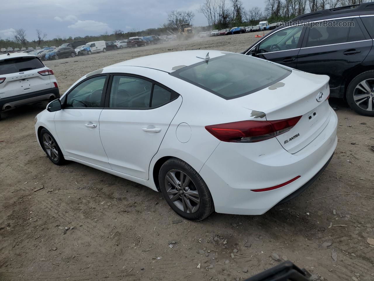 2017 Hyundai Elantra Se White vin: 5NPD84LF2HH040337