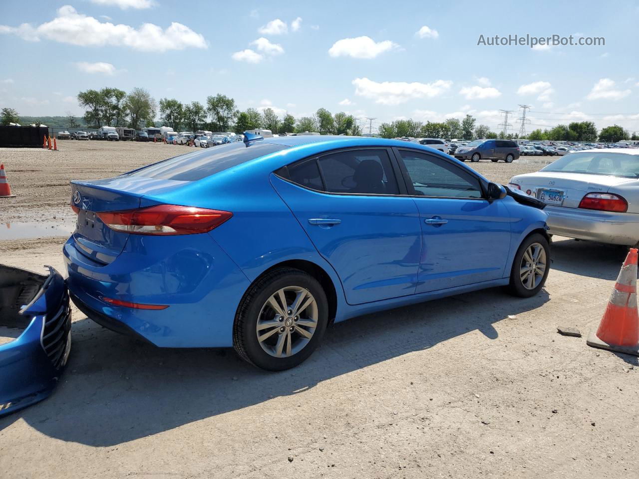 2017 Hyundai Elantra Se Blue vin: 5NPD84LF2HH043660