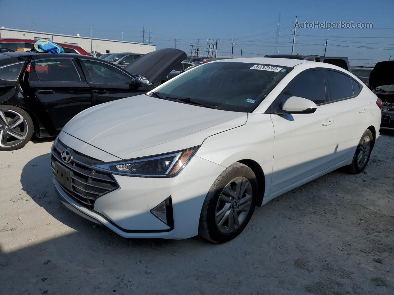 2019 Hyundai Elantra Sel Белый vin: 5NPD84LF2KH410578