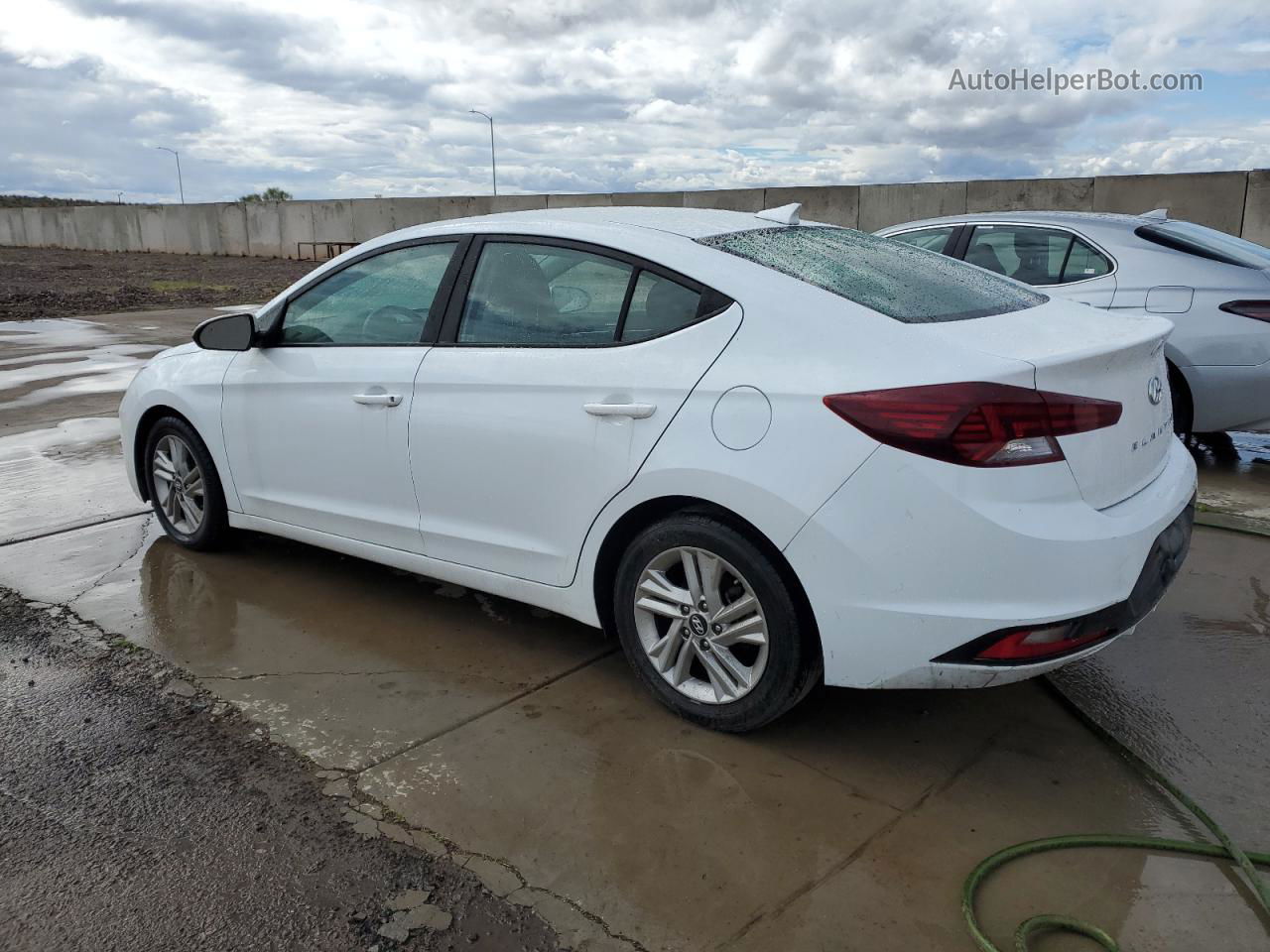 2019 Hyundai Elantra Sel White vin: 5NPD84LF2KH426893