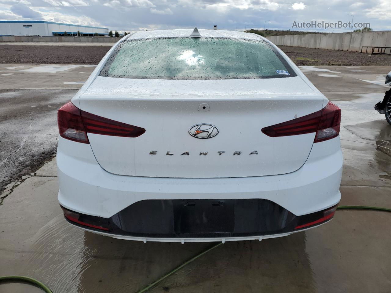 2019 Hyundai Elantra Sel White vin: 5NPD84LF2KH426893