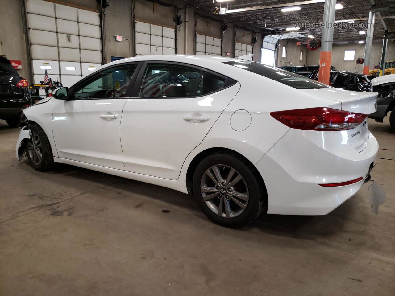 2017 Hyundai Elantra Se White vin: 5NPD84LF3HH005077