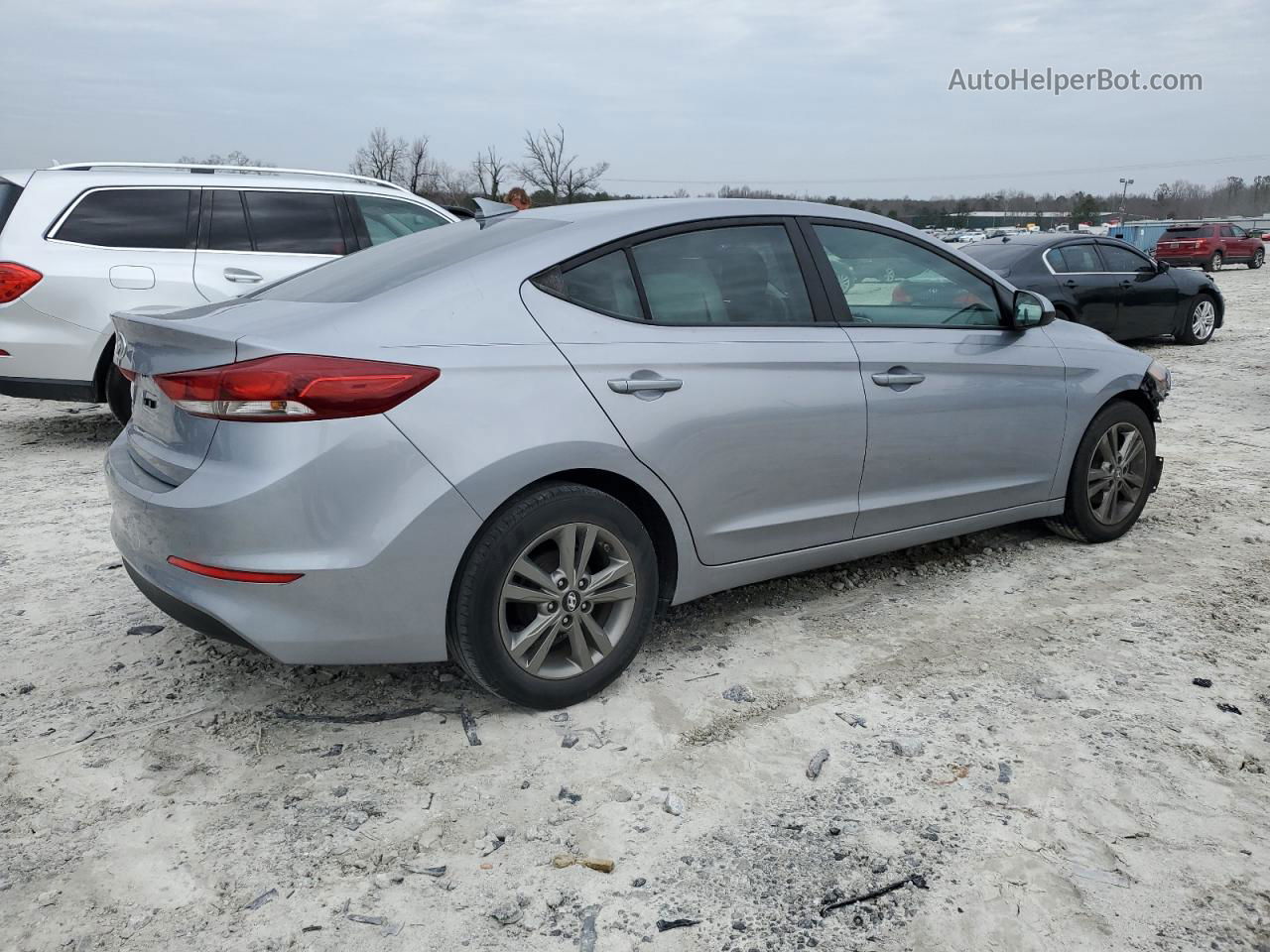 2017 Hyundai Elantra Se Silver vin: 5NPD84LF3HH011817