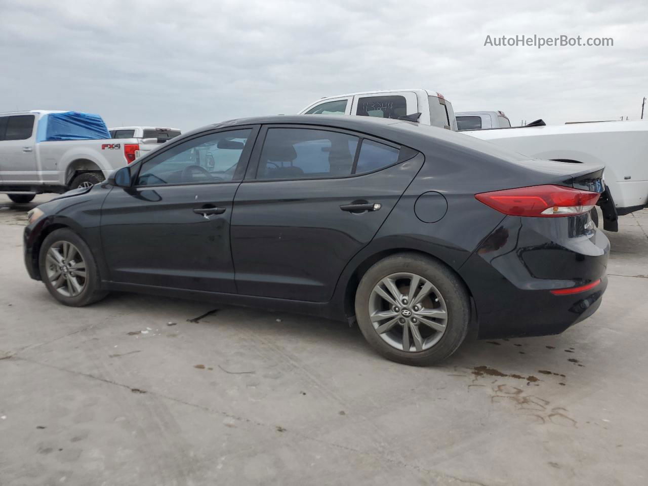 2017 Hyundai Elantra Se Black vin: 5NPD84LF3HH025443