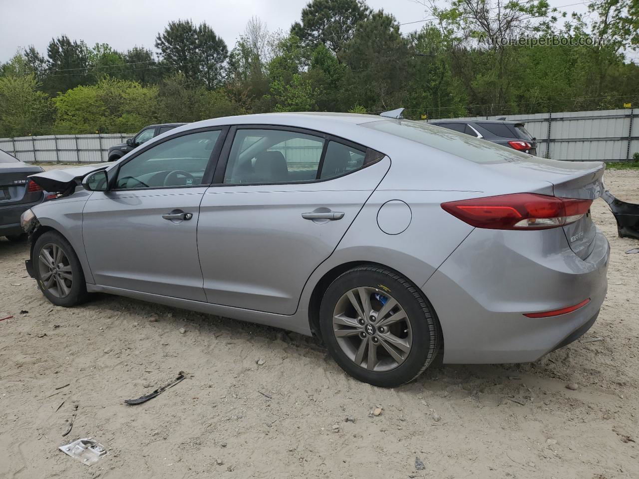 2017 Hyundai Elantra Se Silver vin: 5NPD84LF3HH027175