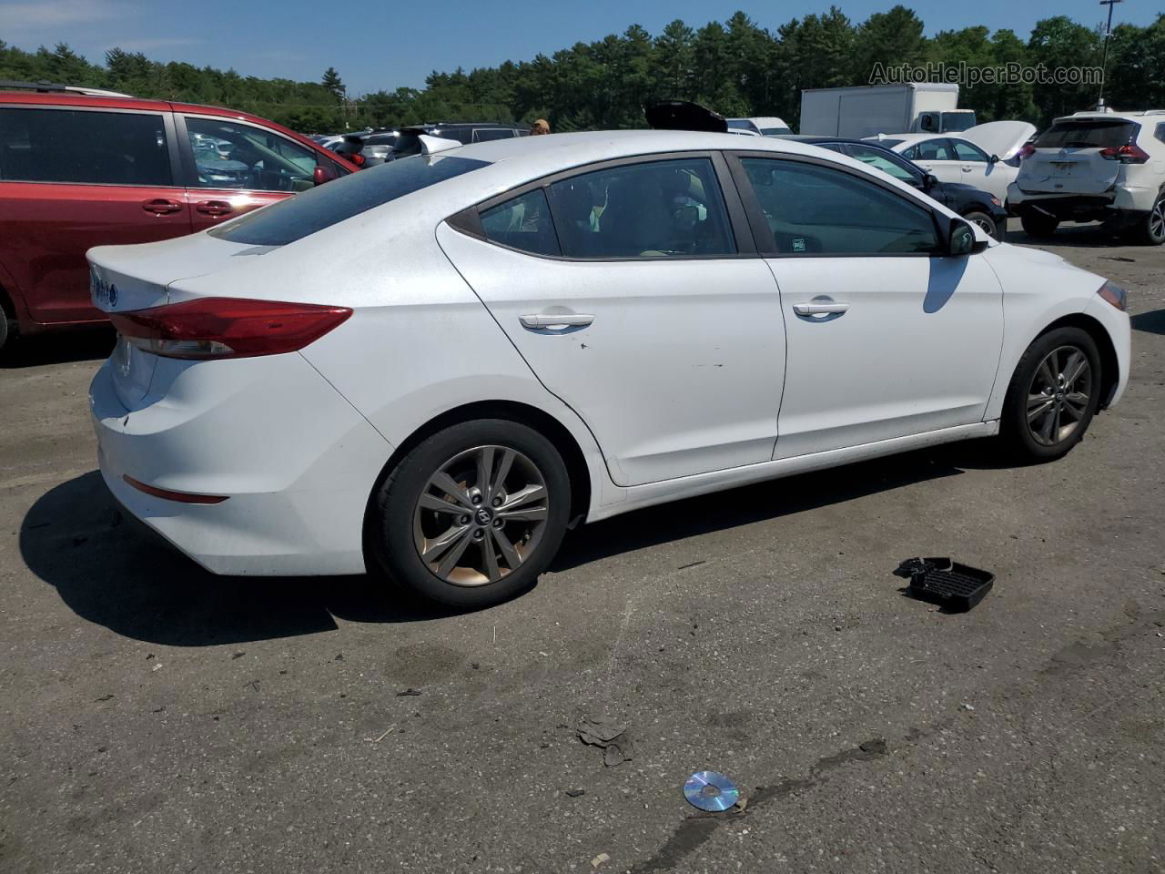 2017 Hyundai Elantra Se White vin: 5NPD84LF3HH088106