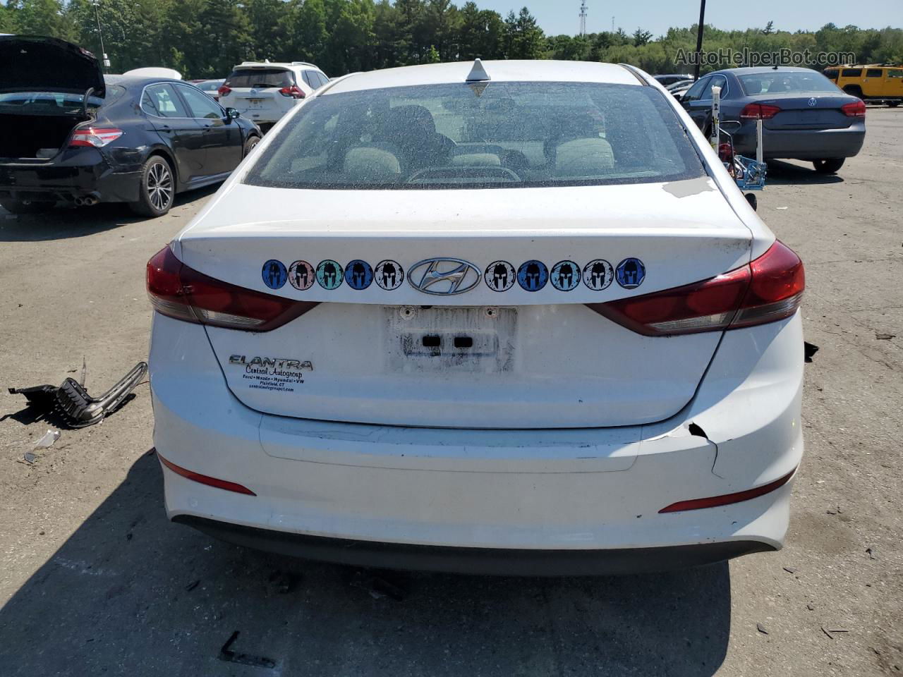 2017 Hyundai Elantra Se White vin: 5NPD84LF3HH088106