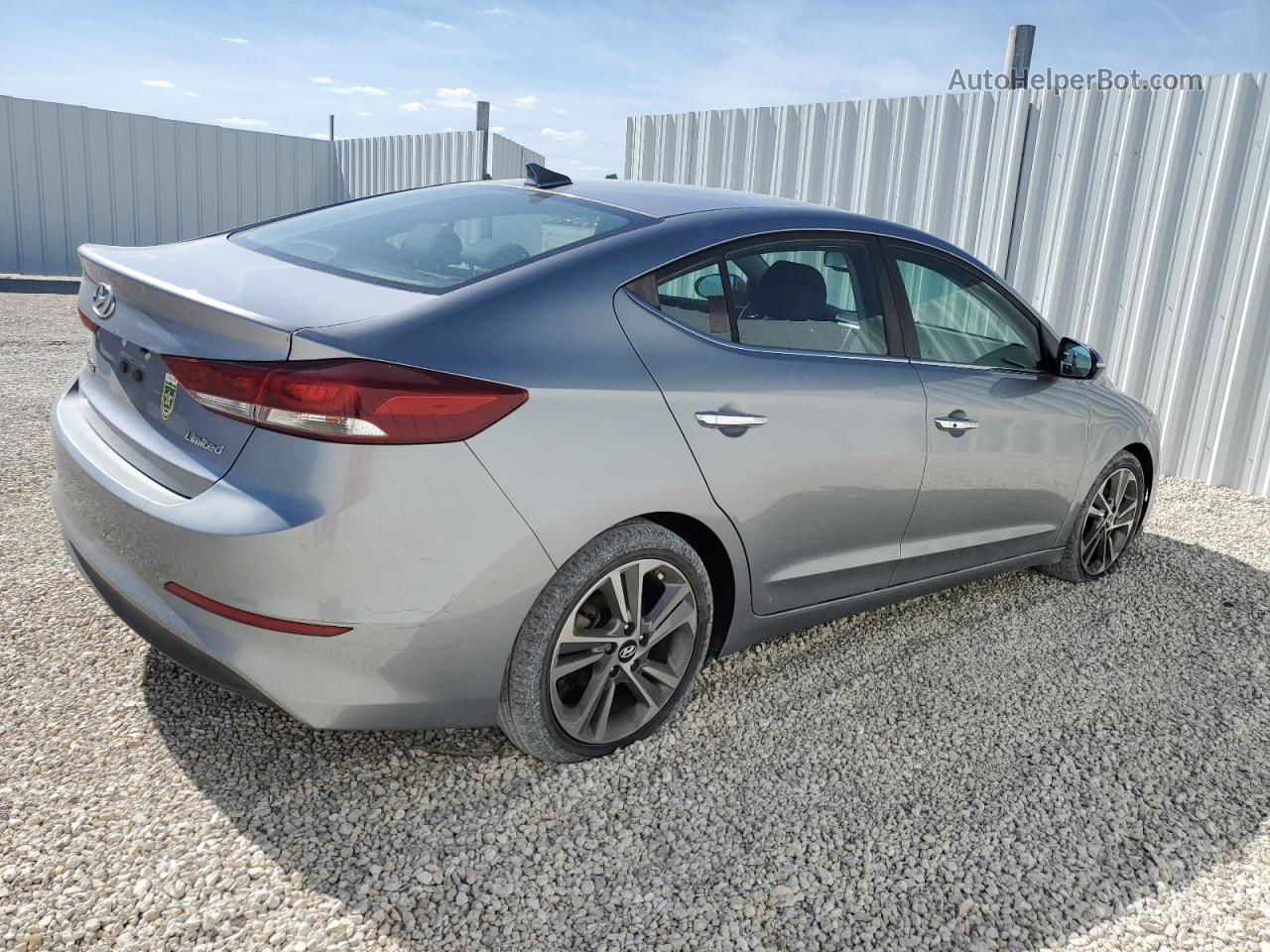 2017 Hyundai Elantra Se Silver vin: 5NPD84LF3HH123324