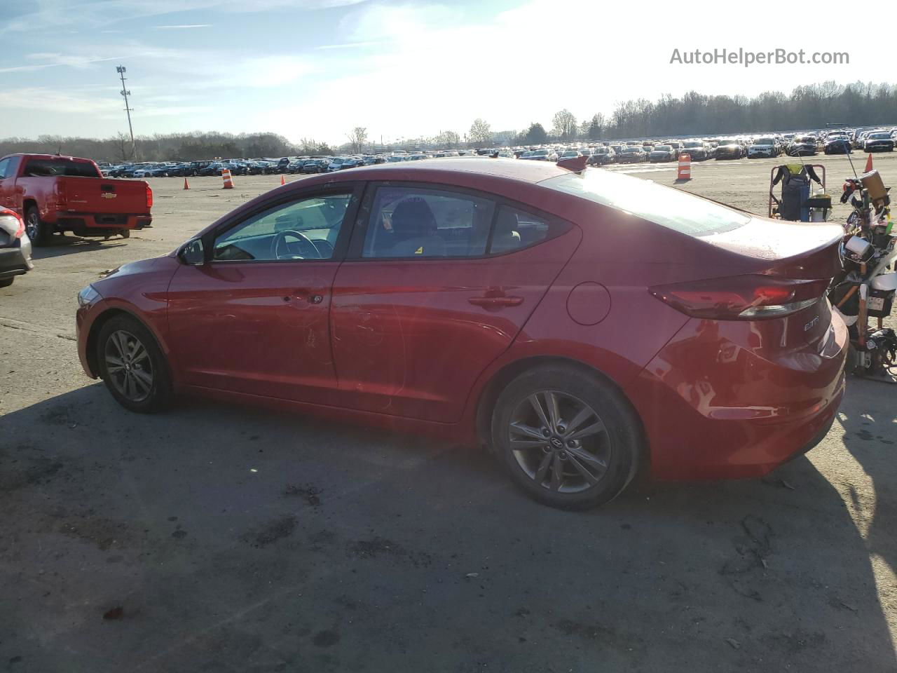 2017 Hyundai Elantra Se Red vin: 5NPD84LF3HH168358