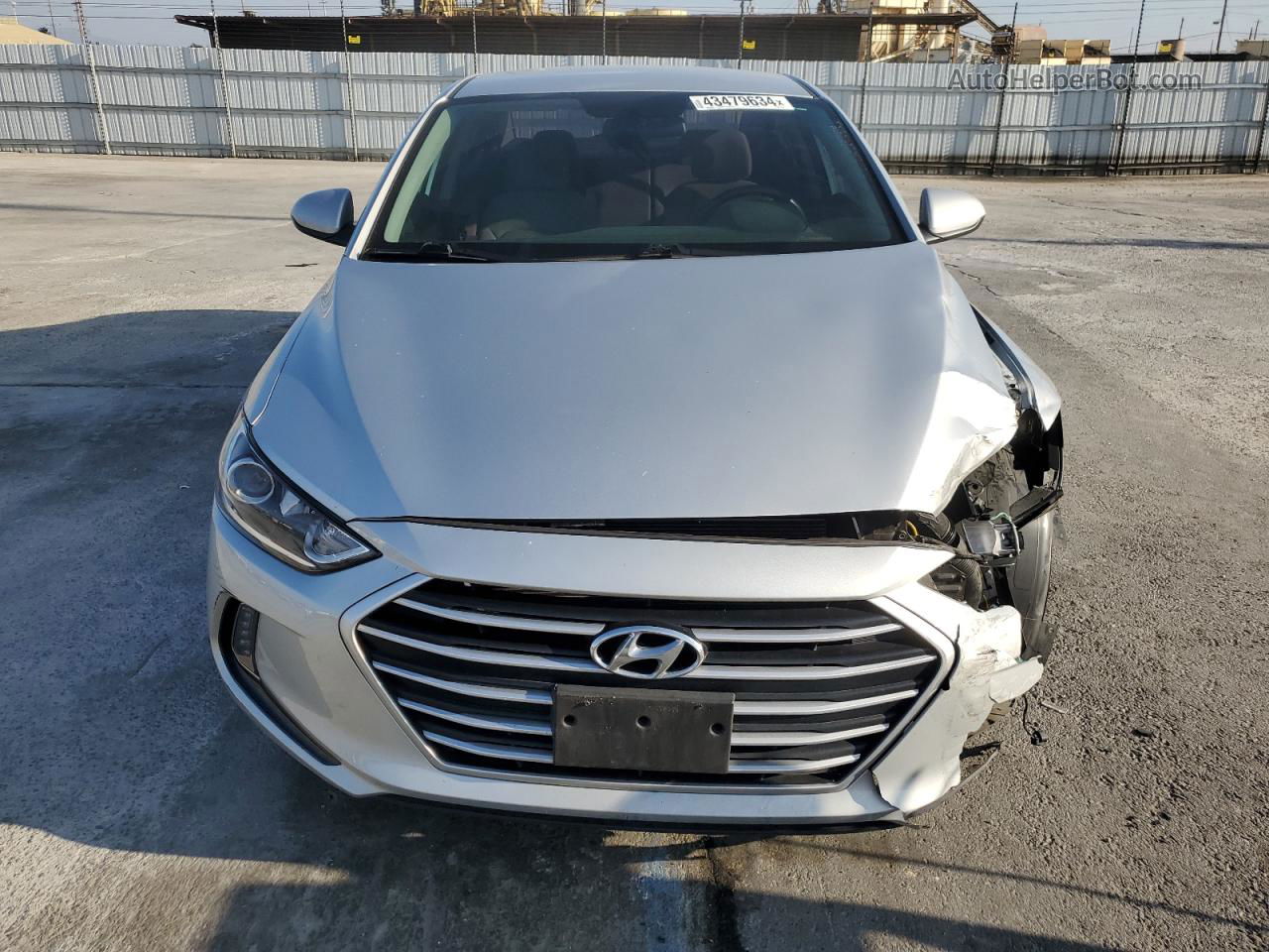 2017 Hyundai Elantra Se Silver vin: 5NPD84LF4HH032370