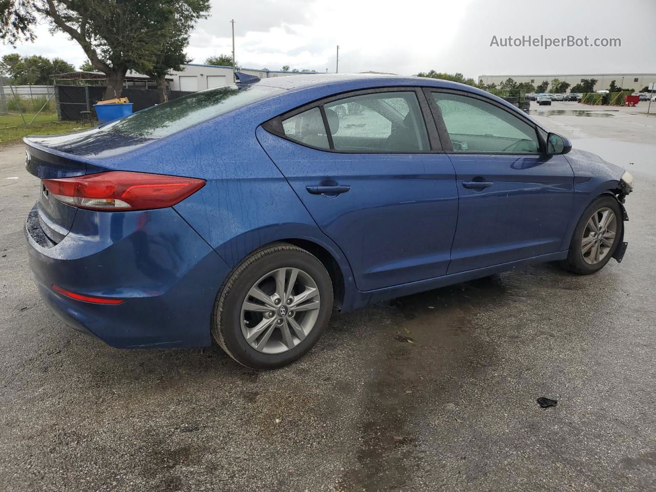 2017 Hyundai Elantra Se Blue vin: 5NPD84LF4HH123669