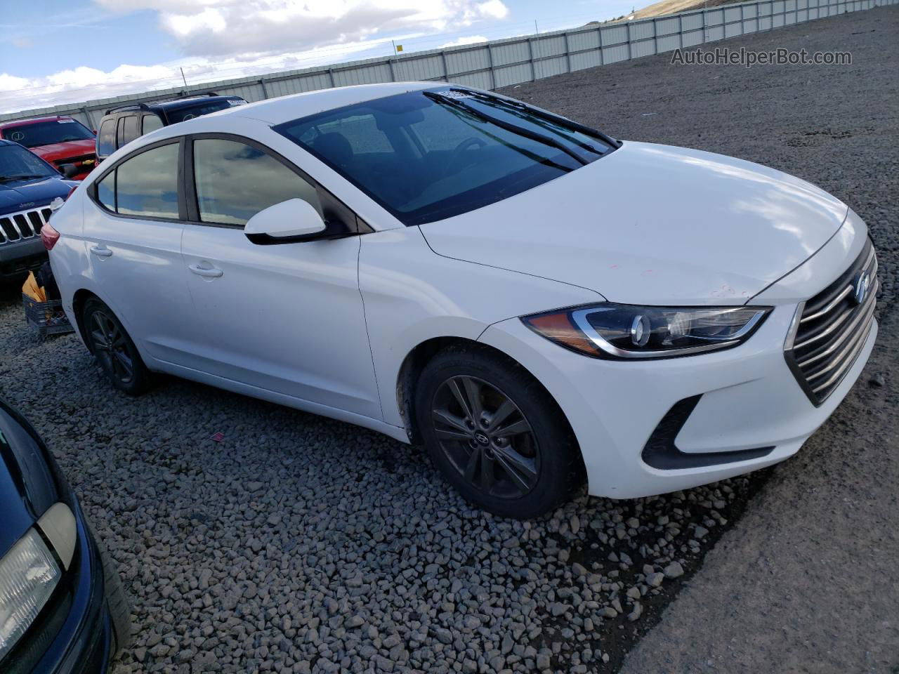 2018 Hyundai Elantra Sel White vin: 5NPD84LF4JH314627