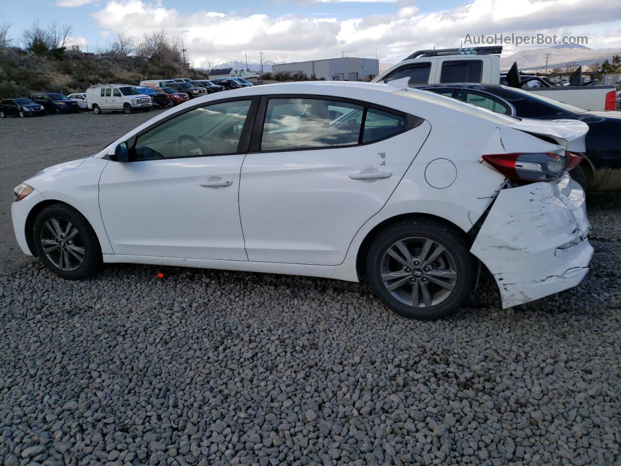 2018 Hyundai Elantra Sel White vin: 5NPD84LF4JH314627