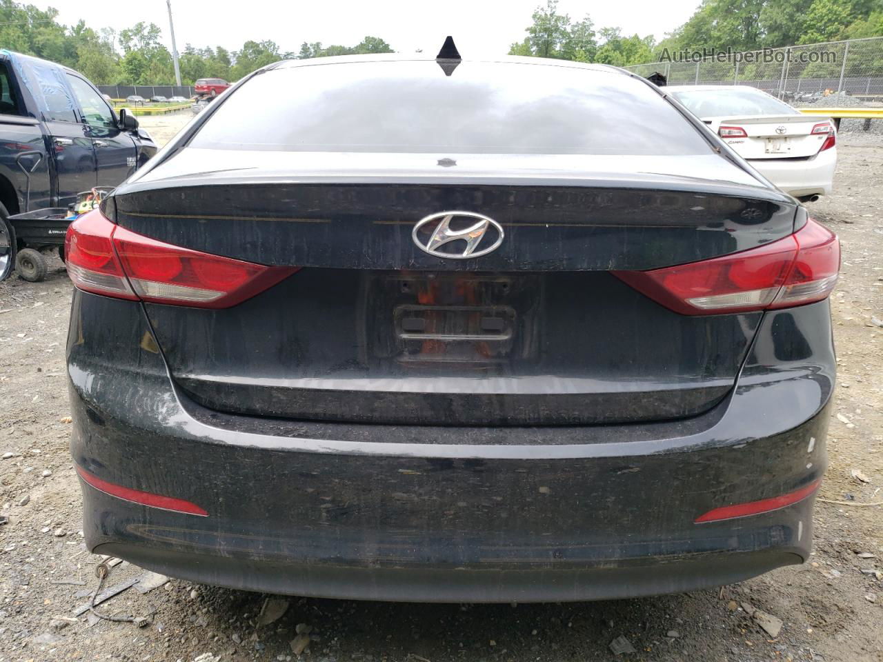 2018 Hyundai Elantra Sel Black vin: 5NPD84LF4JH326101