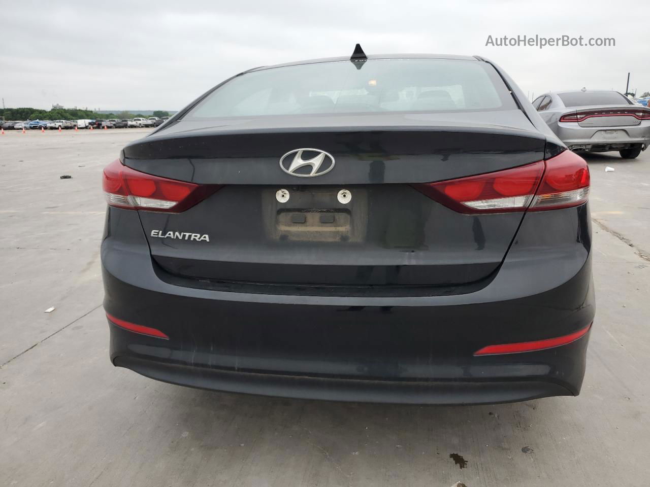 2018 Hyundai Elantra Sel Черный vin: 5NPD84LF4JH394818