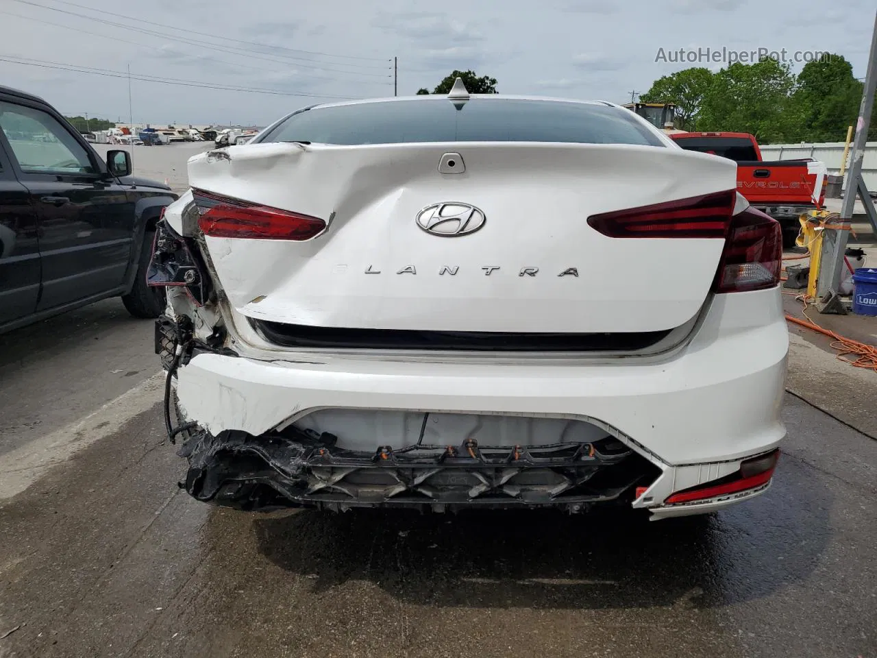 2019 Hyundai Elantra Sel White vin: 5NPD84LF4KH418679