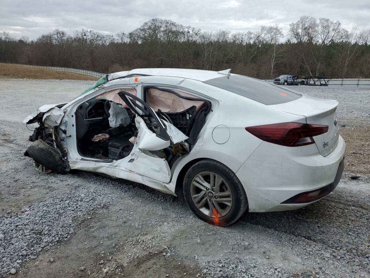 2019 Hyundai Elantra Sel White vin: 5NPD84LF4KH449480