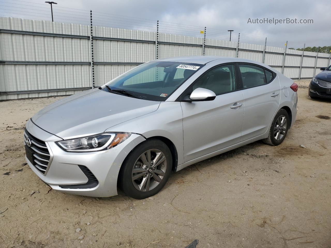 2017 Hyundai Elantra Se Серебряный vin: 5NPD84LF5HH013701