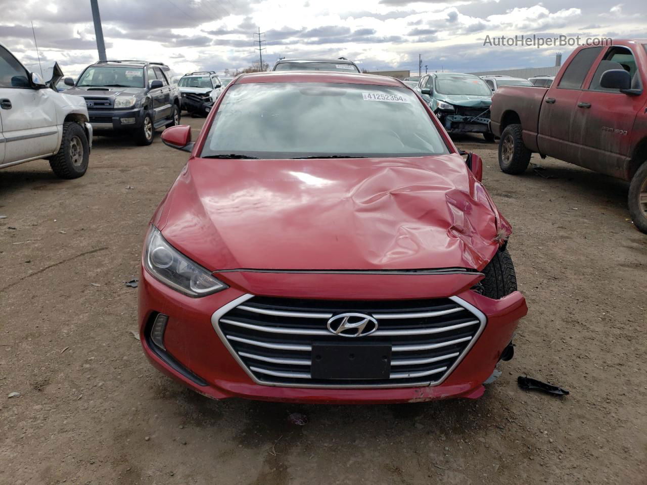 2017 Hyundai Elantra Se Красный vin: 5NPD84LF5HH032085