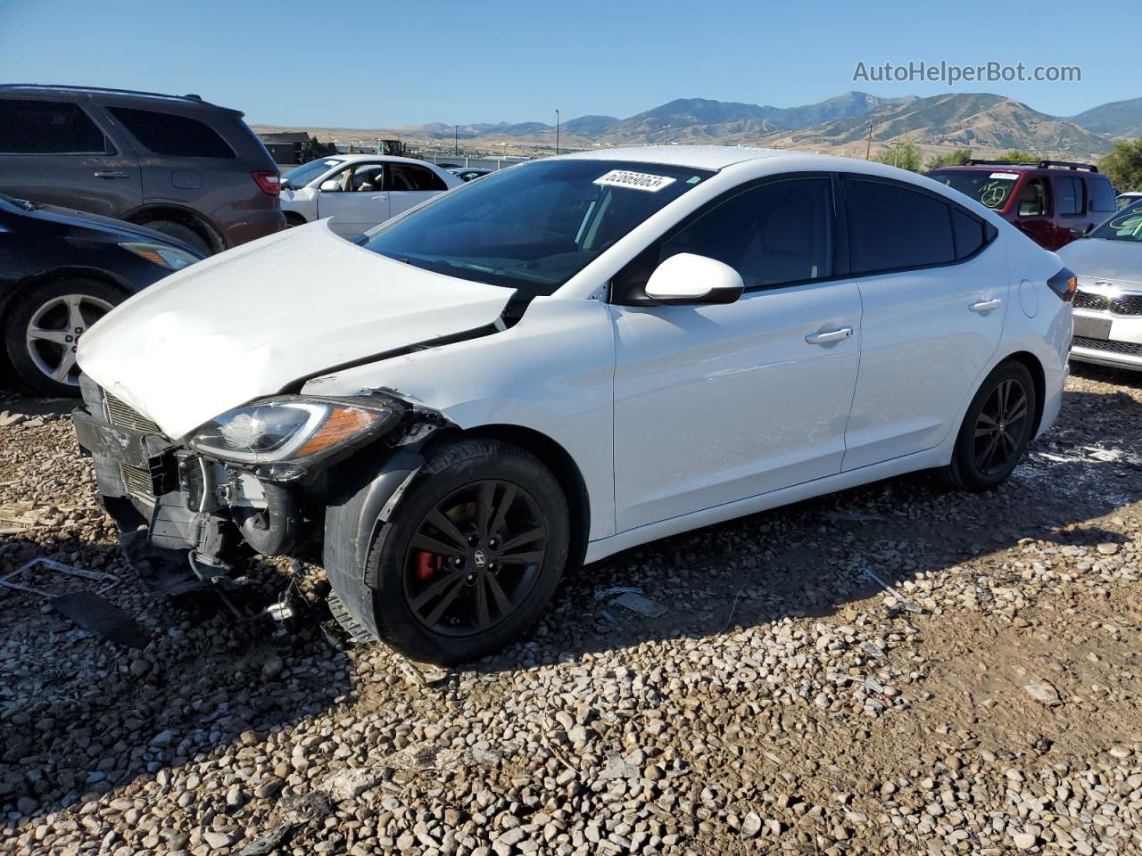 2017 Hyundai Elantra Se White vin: 5NPD84LF5HH081318