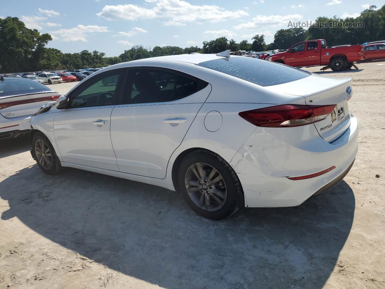 2018 Hyundai Elantra Sel White vin: 5NPD84LF5JH250422