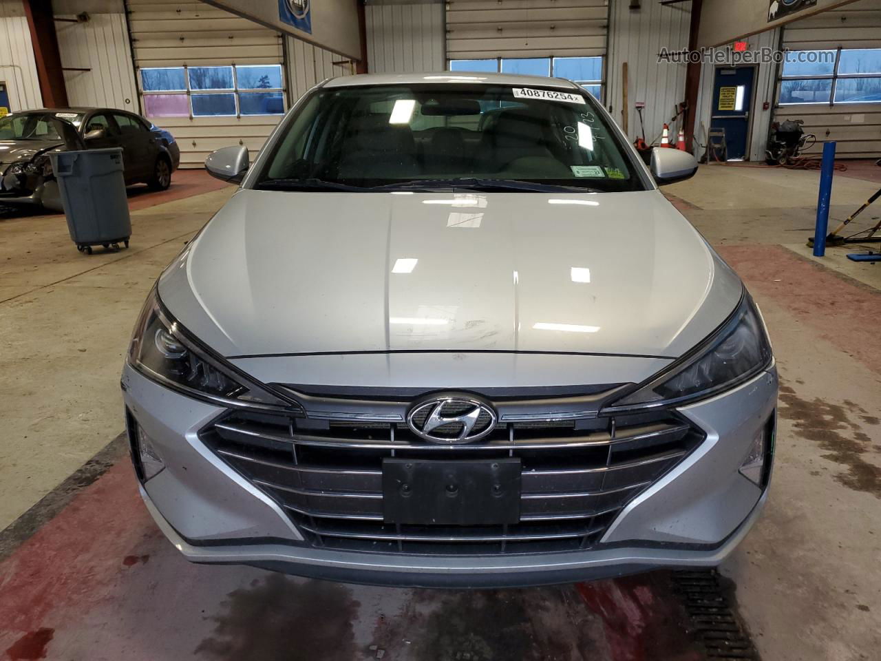 2019 Hyundai Elantra Sel Серебряный vin: 5NPD84LF5KH414785