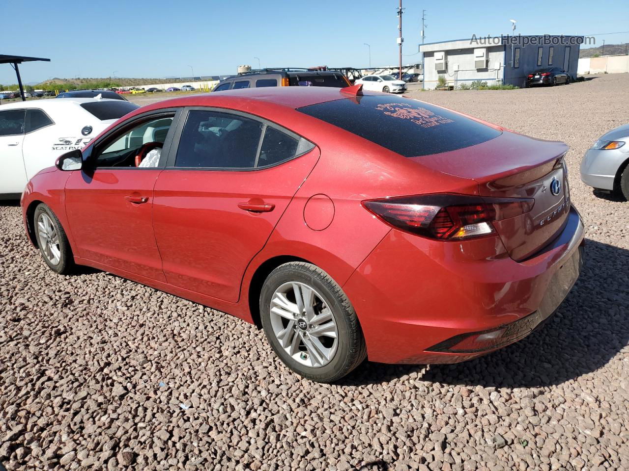 2019 Hyundai Elantra Sel Red vin: 5NPD84LF5KH460617