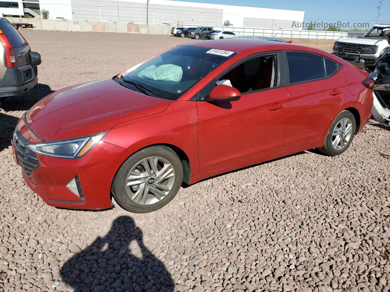 2019 Hyundai Elantra Sel Red vin: 5NPD84LF5KH460617