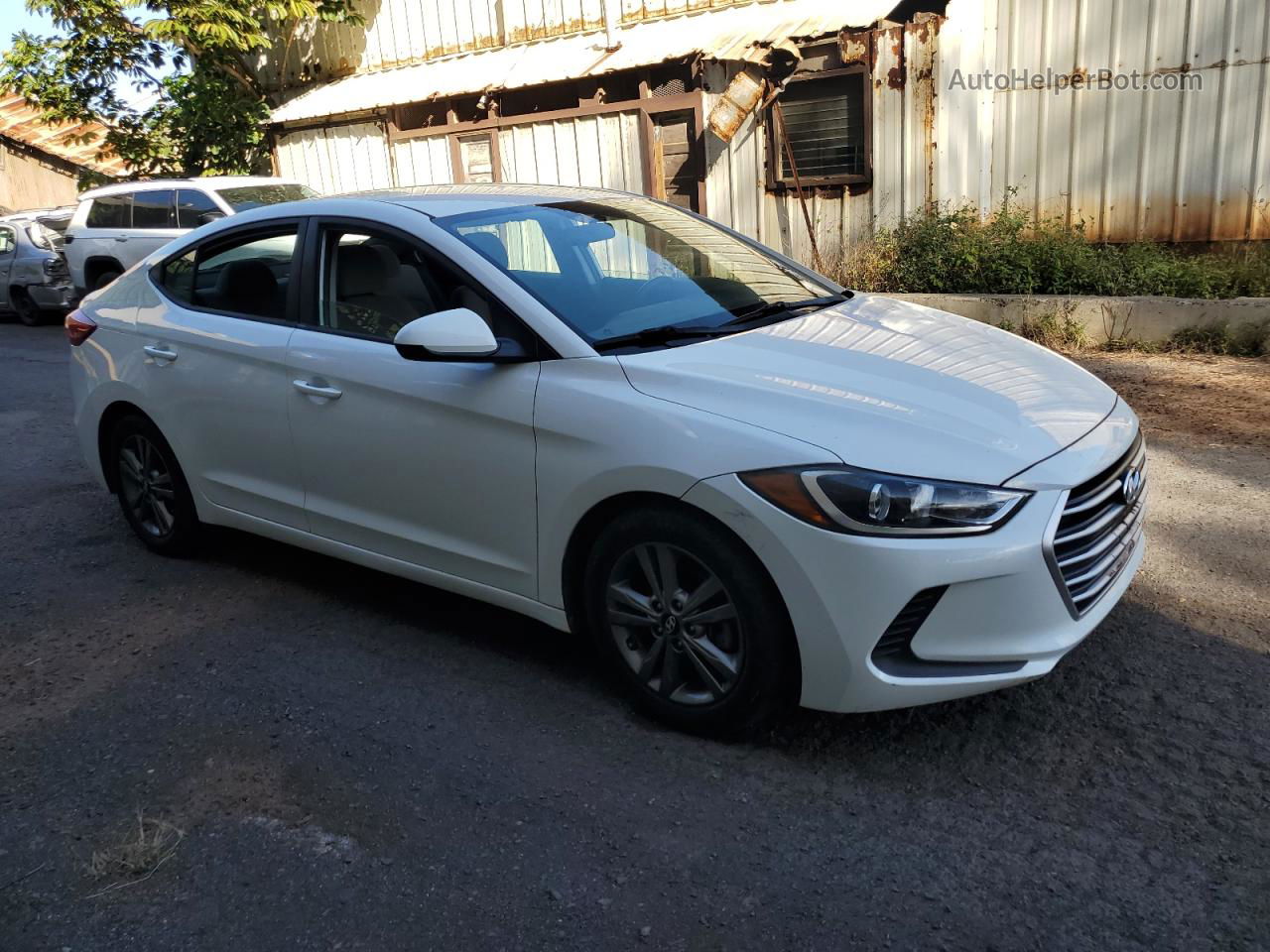 2017 Hyundai Elantra Se White vin: 5NPD84LF6HH002285