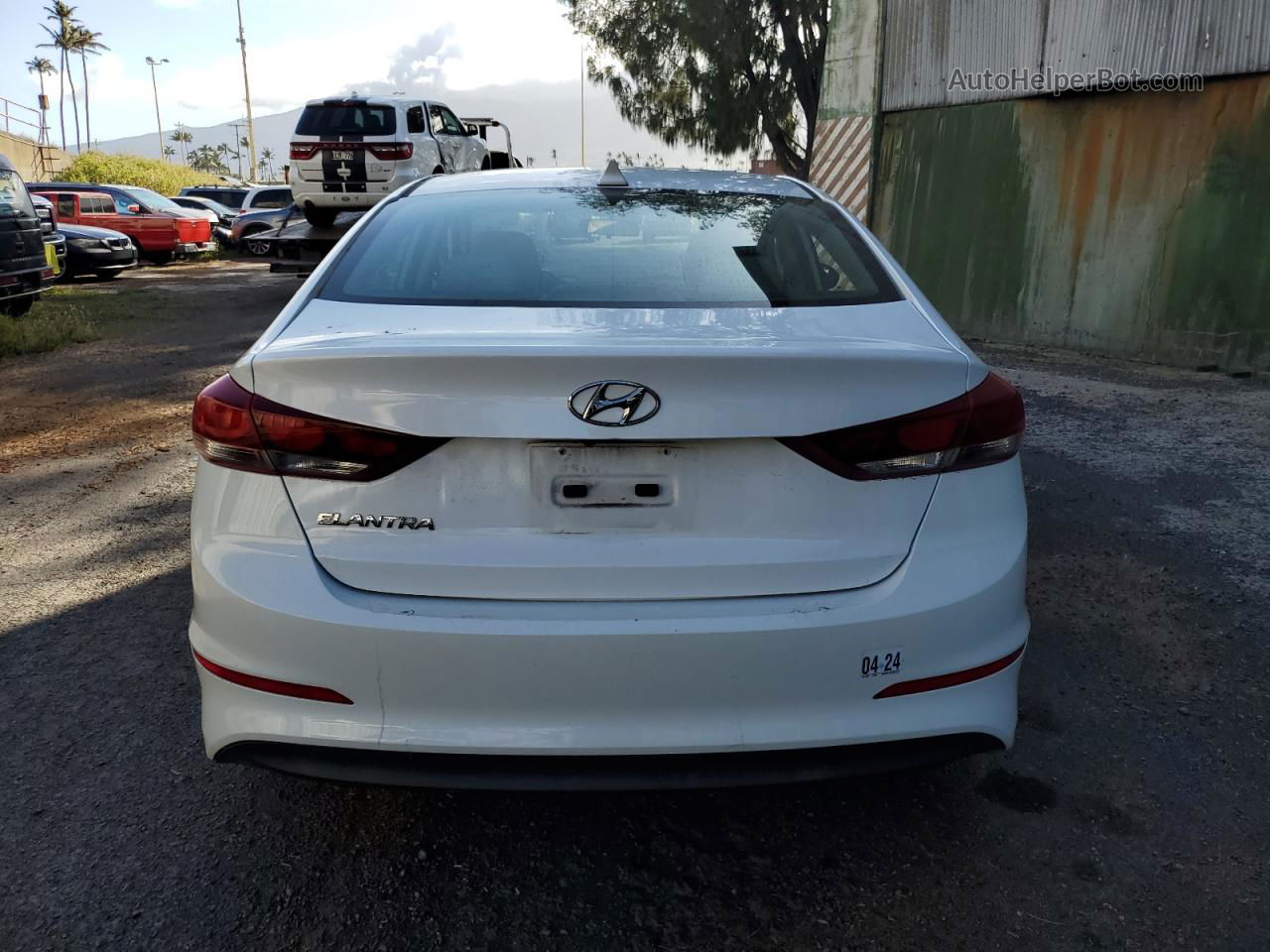 2017 Hyundai Elantra Se White vin: 5NPD84LF6HH002285