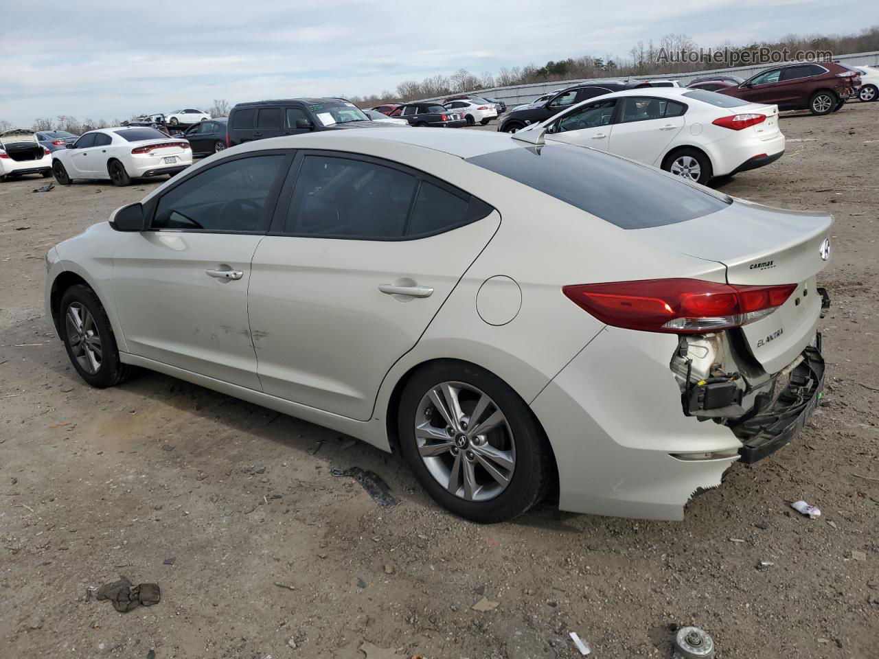 2017 Hyundai Elantra Se Beige vin: 5NPD84LF6HH033620