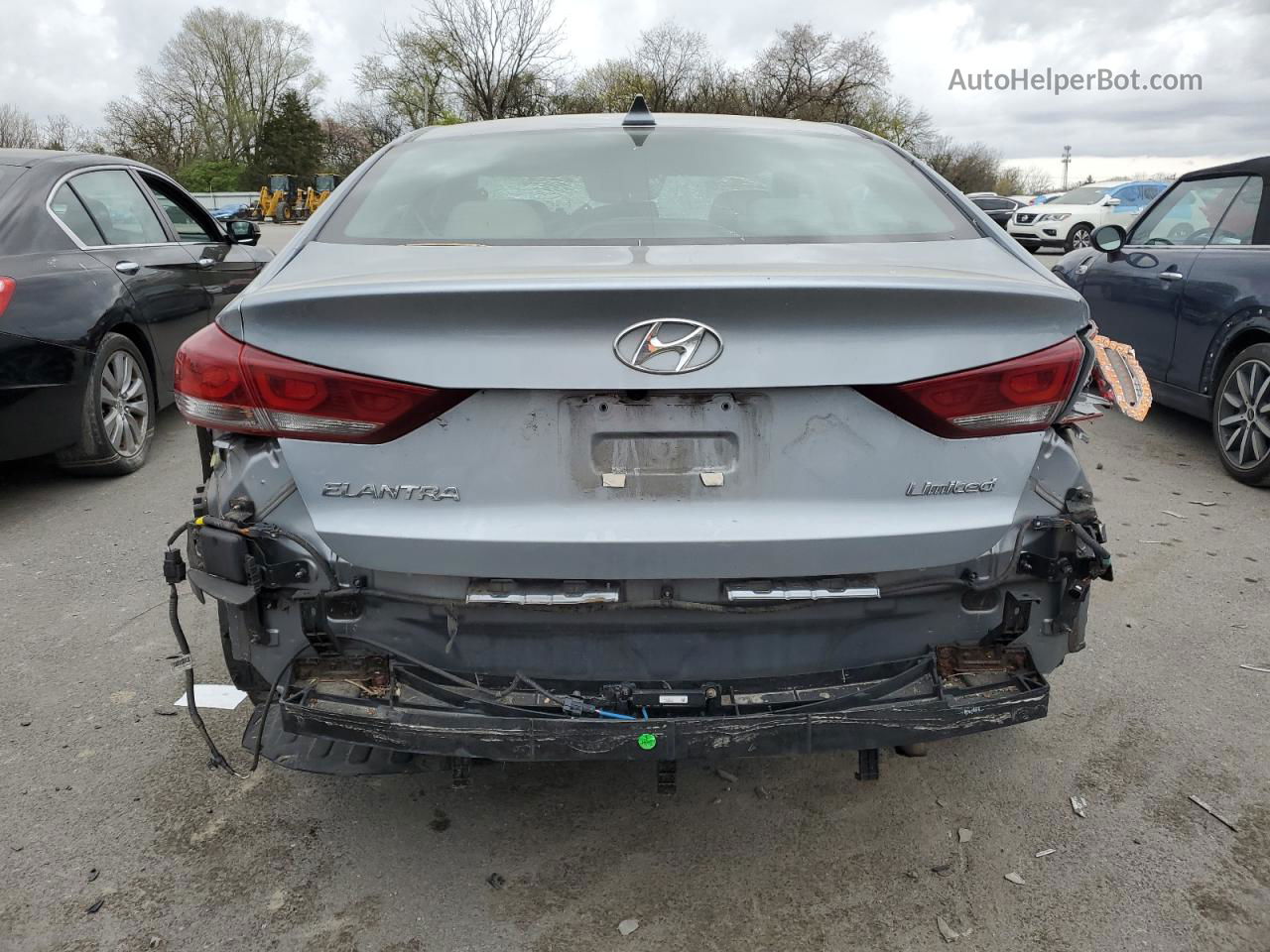 2017 Hyundai Elantra Se Silver vin: 5NPD84LF6HH054449