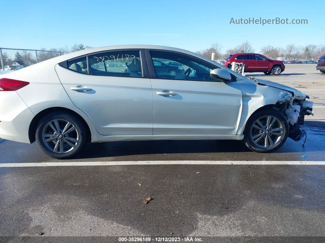 2017 Hyundai Elantra Se Beige vin: 5NPD84LF6HH088147