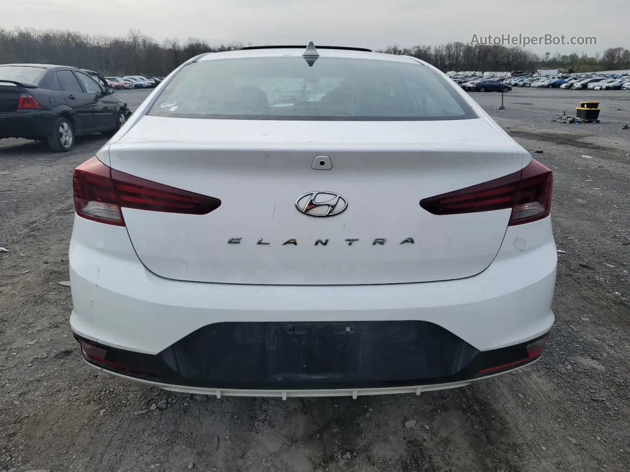 2019 Hyundai Elantra Sel Белый vin: 5NPD84LF6KH415685