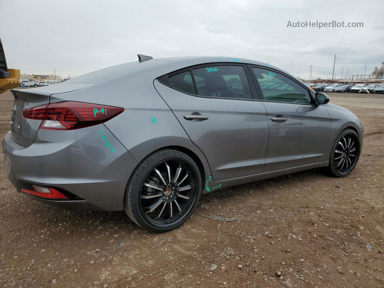 2019 Hyundai Elantra Sel Gray vin: 5NPD84LF6KH450582