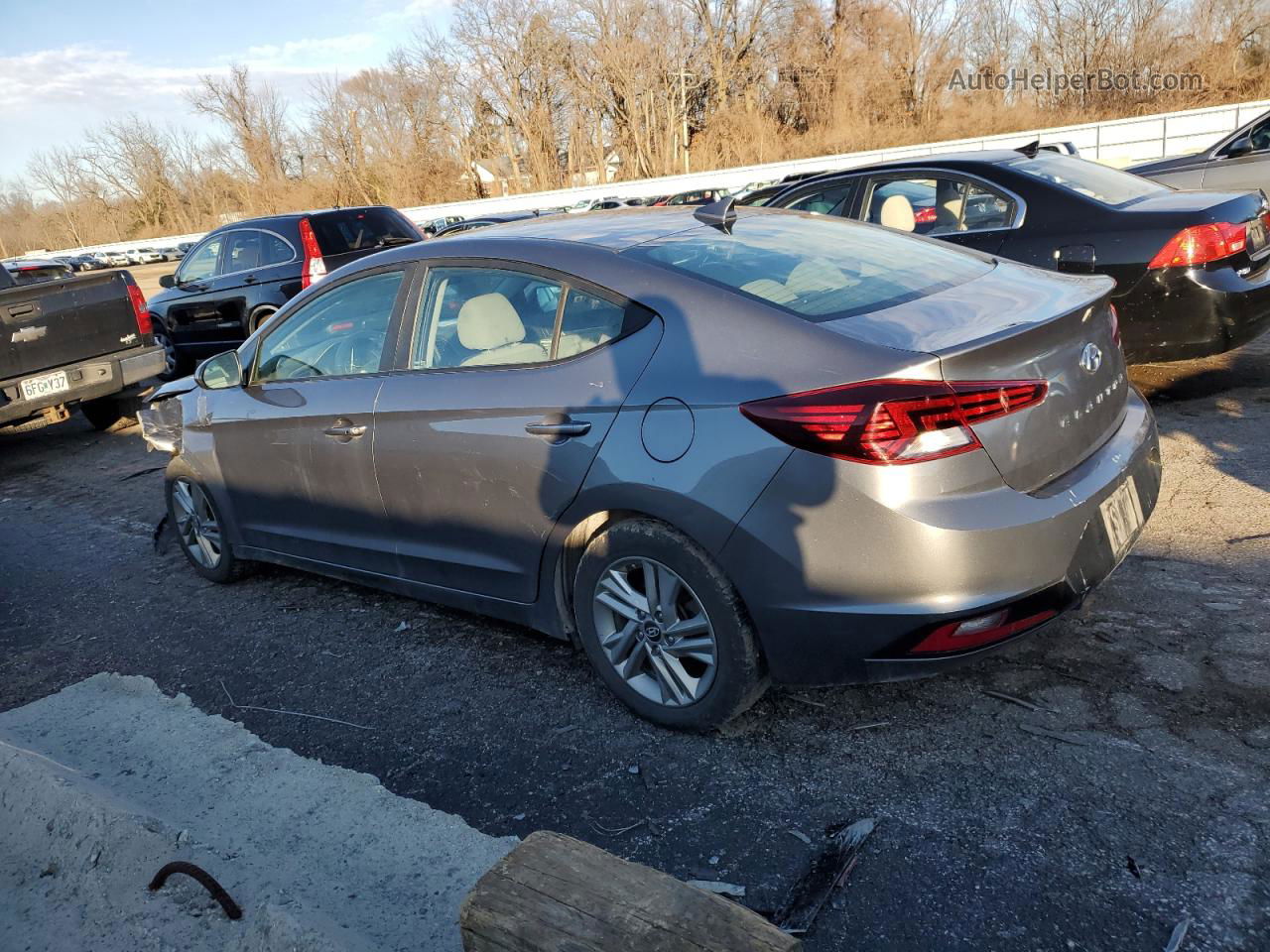 2019 Hyundai Elantra Sel Silver vin: 5NPD84LF6KH450890