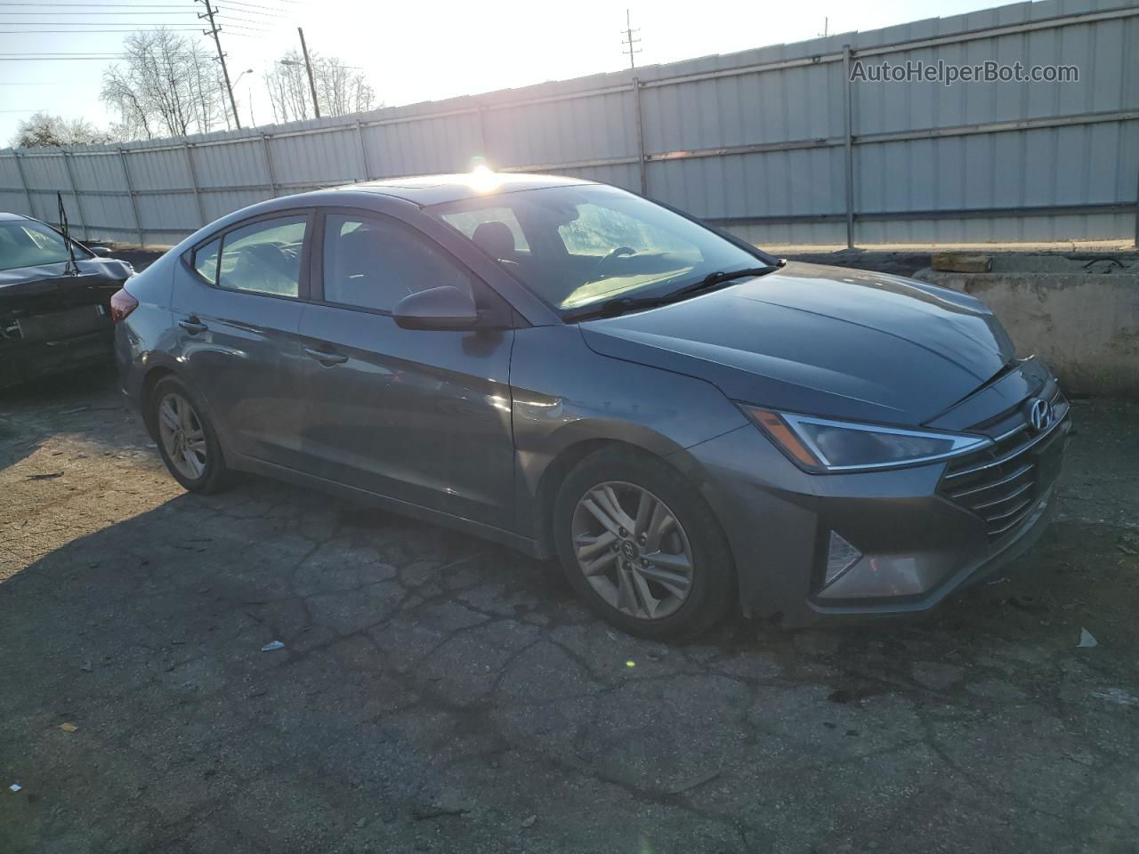 2019 Hyundai Elantra Sel Silver vin: 5NPD84LF6KH450890