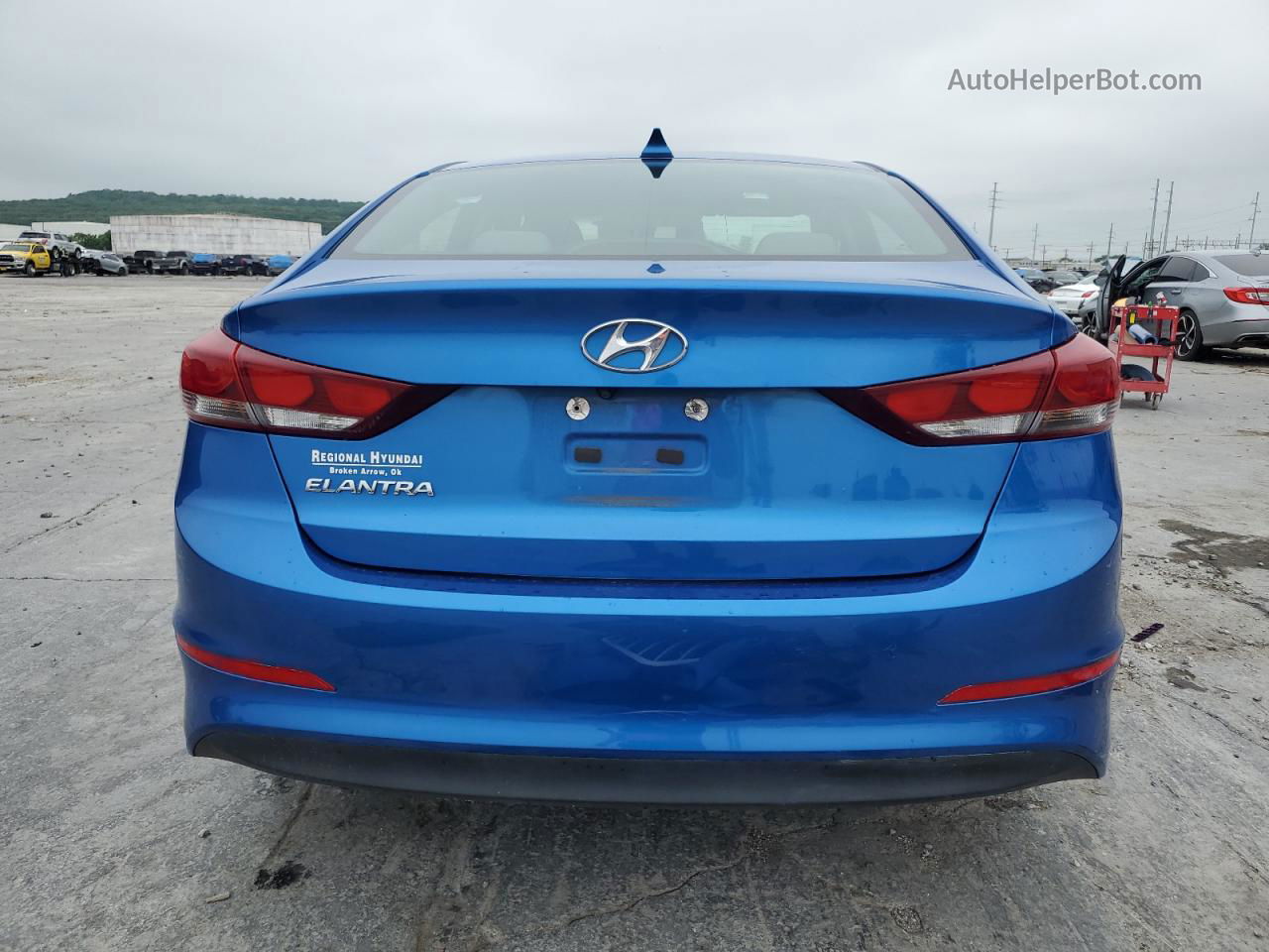 2017 Hyundai Elantra Se Blue vin: 5NPD84LF7HH009097