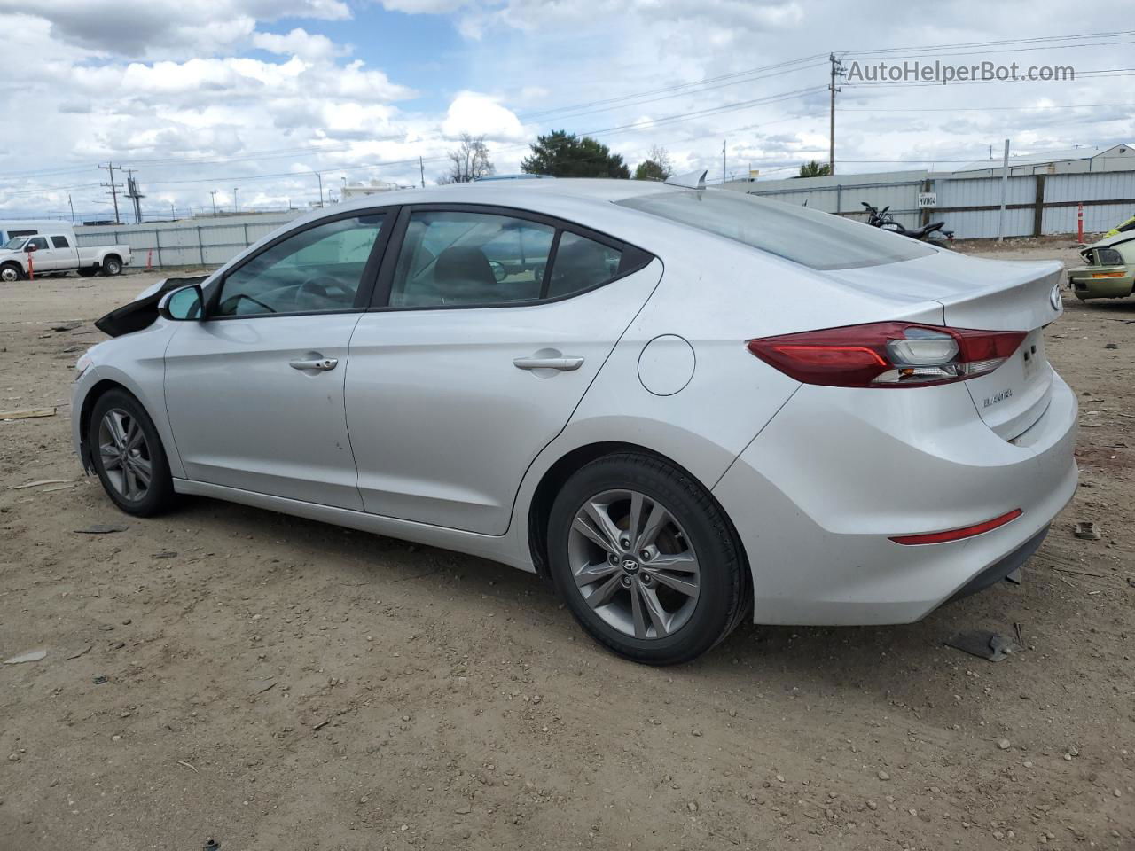 2017 Hyundai Elantra Se Silver vin: 5NPD84LF7HH047980