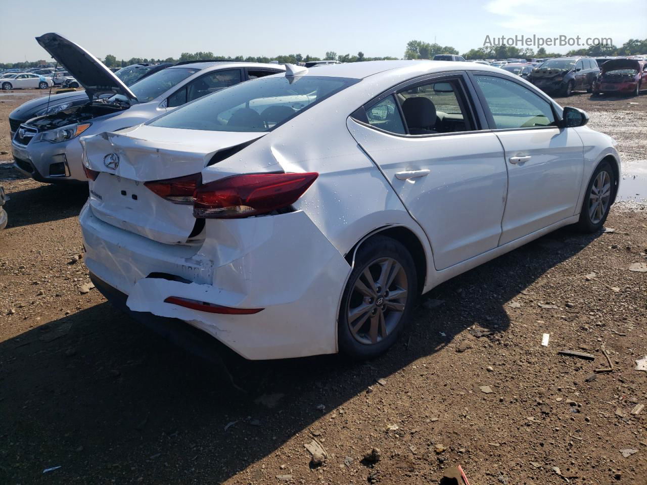 2017 Hyundai Elantra Se White vin: 5NPD84LF7HH136089