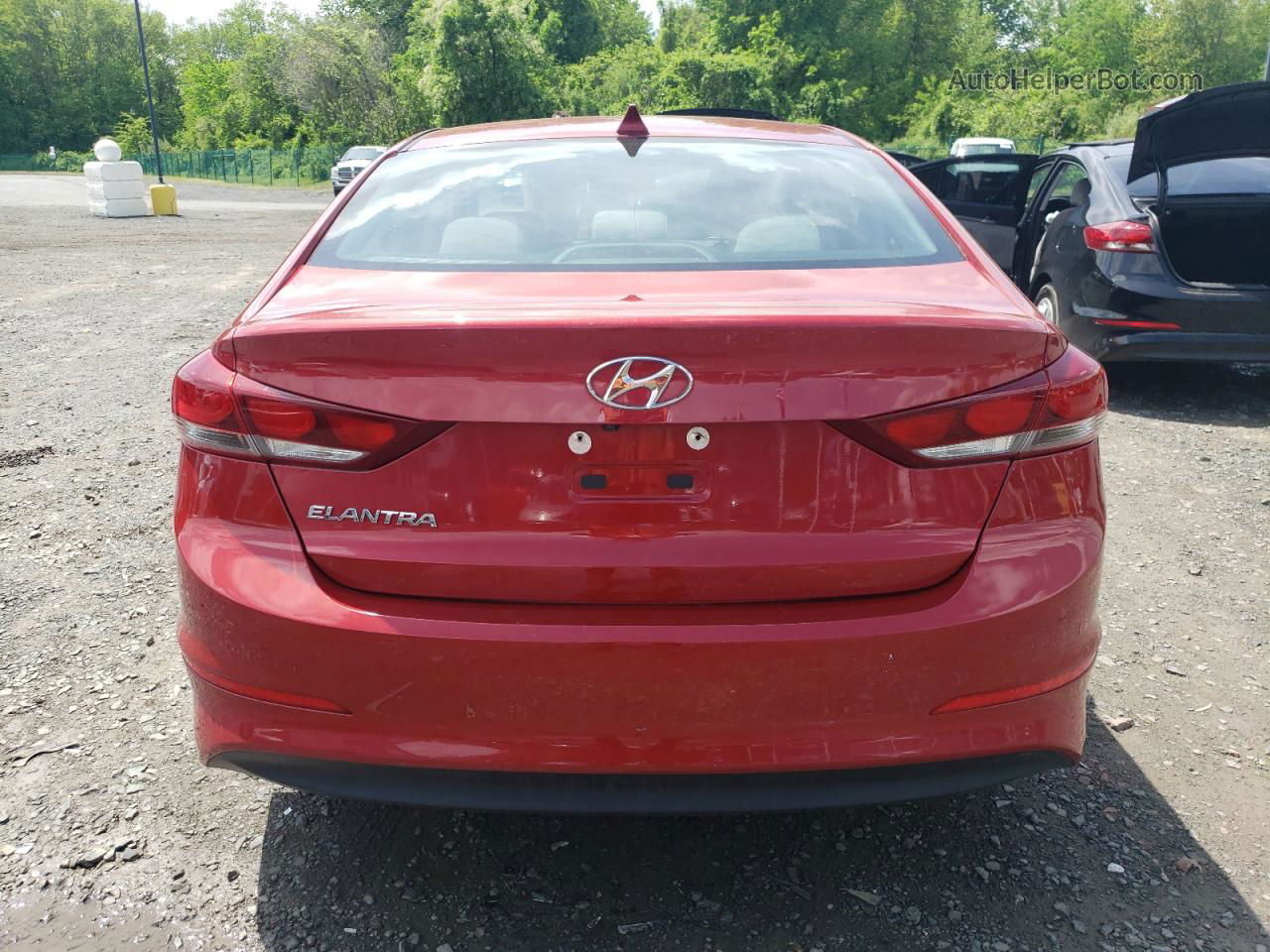 2017 Hyundai Elantra Se Red vin: 5NPD84LF7HH188810