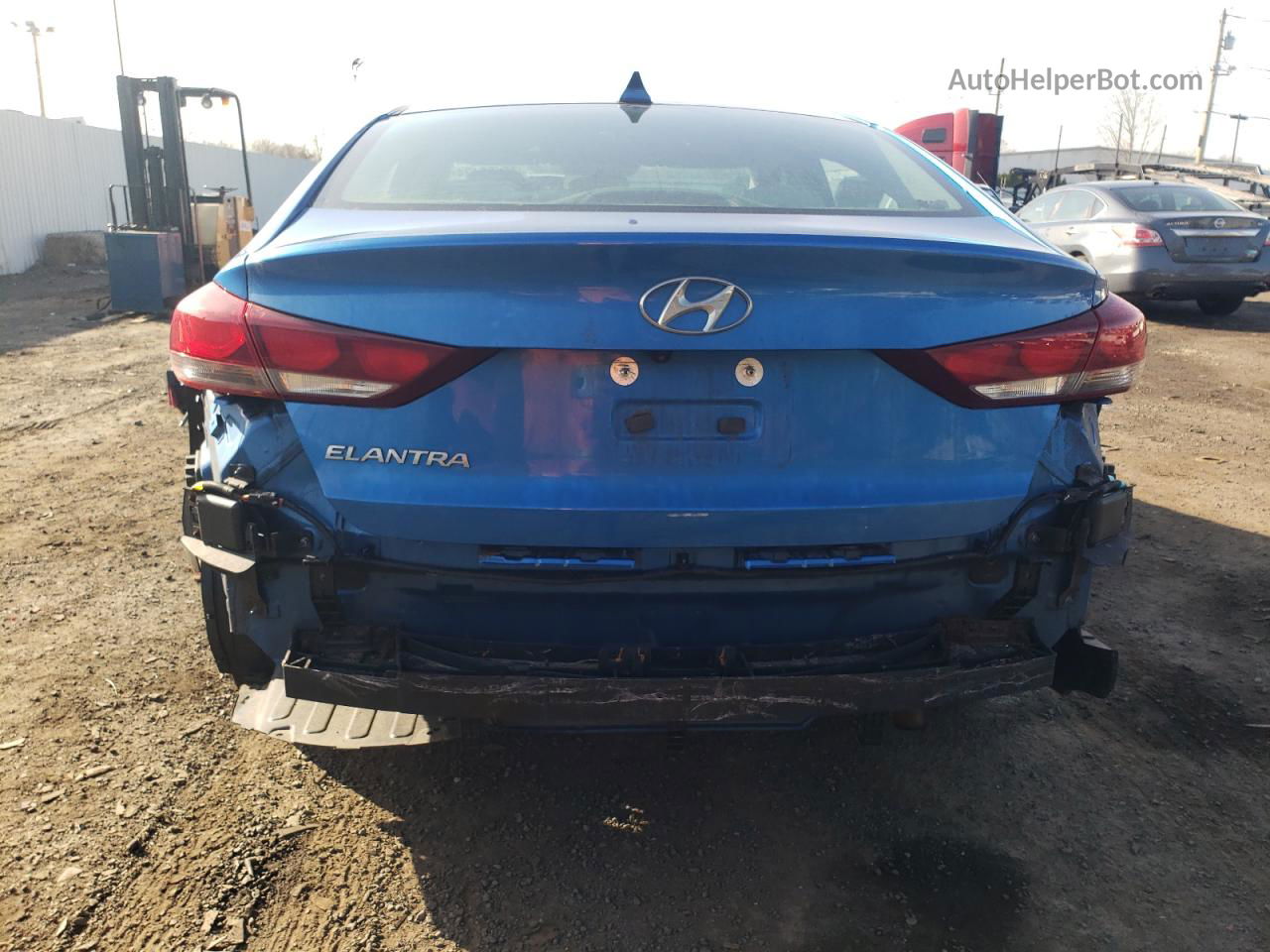 2018 Hyundai Elantra Sel Blue vin: 5NPD84LF7JH385658