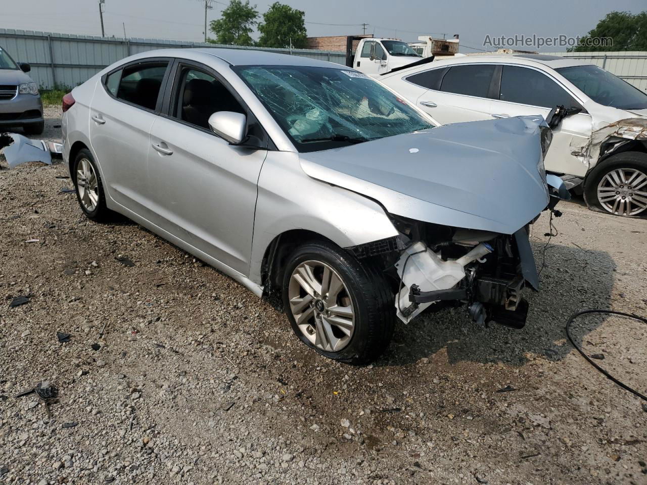 2019 Hyundai Elantra Sel Серебряный vin: 5NPD84LF7KH400144