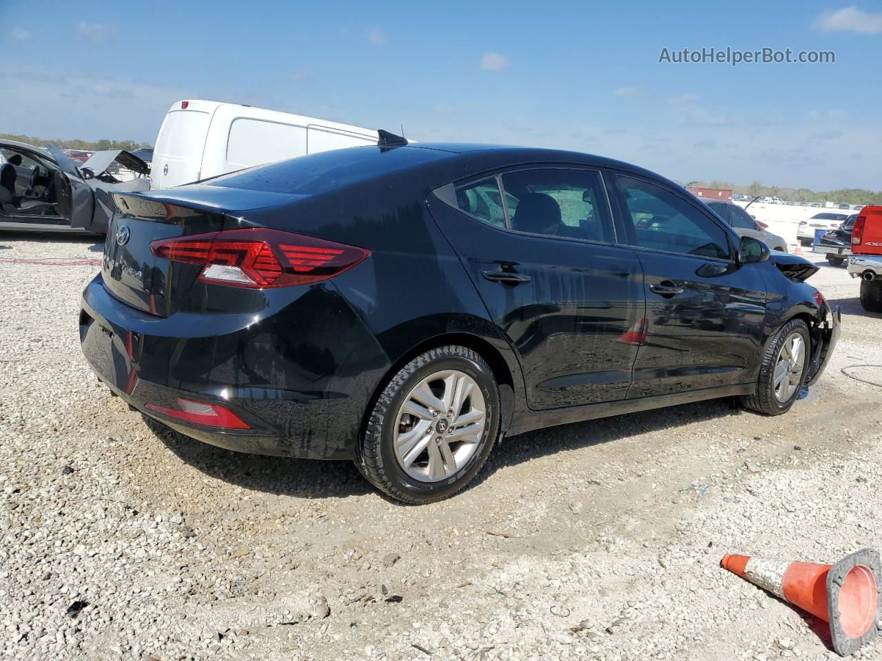 2019 Hyundai Elantra Sel Black vin: 5NPD84LF7KH454561