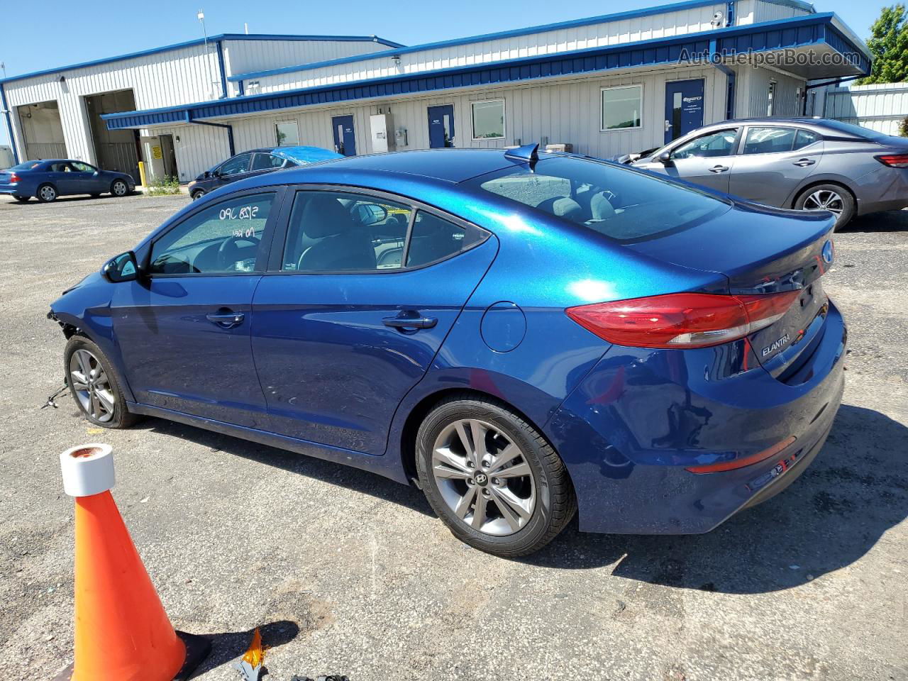 2017 Hyundai Elantra Se Blue vin: 5NPD84LF8HH049141