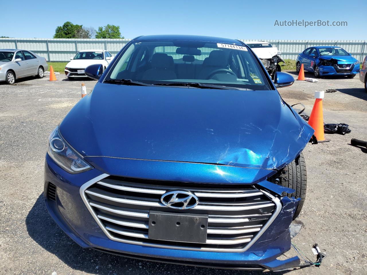 2017 Hyundai Elantra Se Blue vin: 5NPD84LF8HH049141