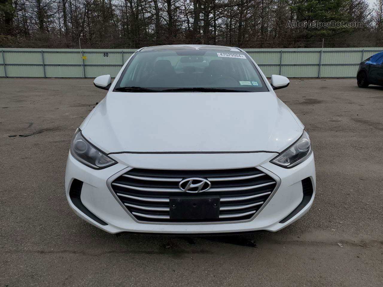 2017 Hyundai Elantra Se White vin: 5NPD84LF8HH097657