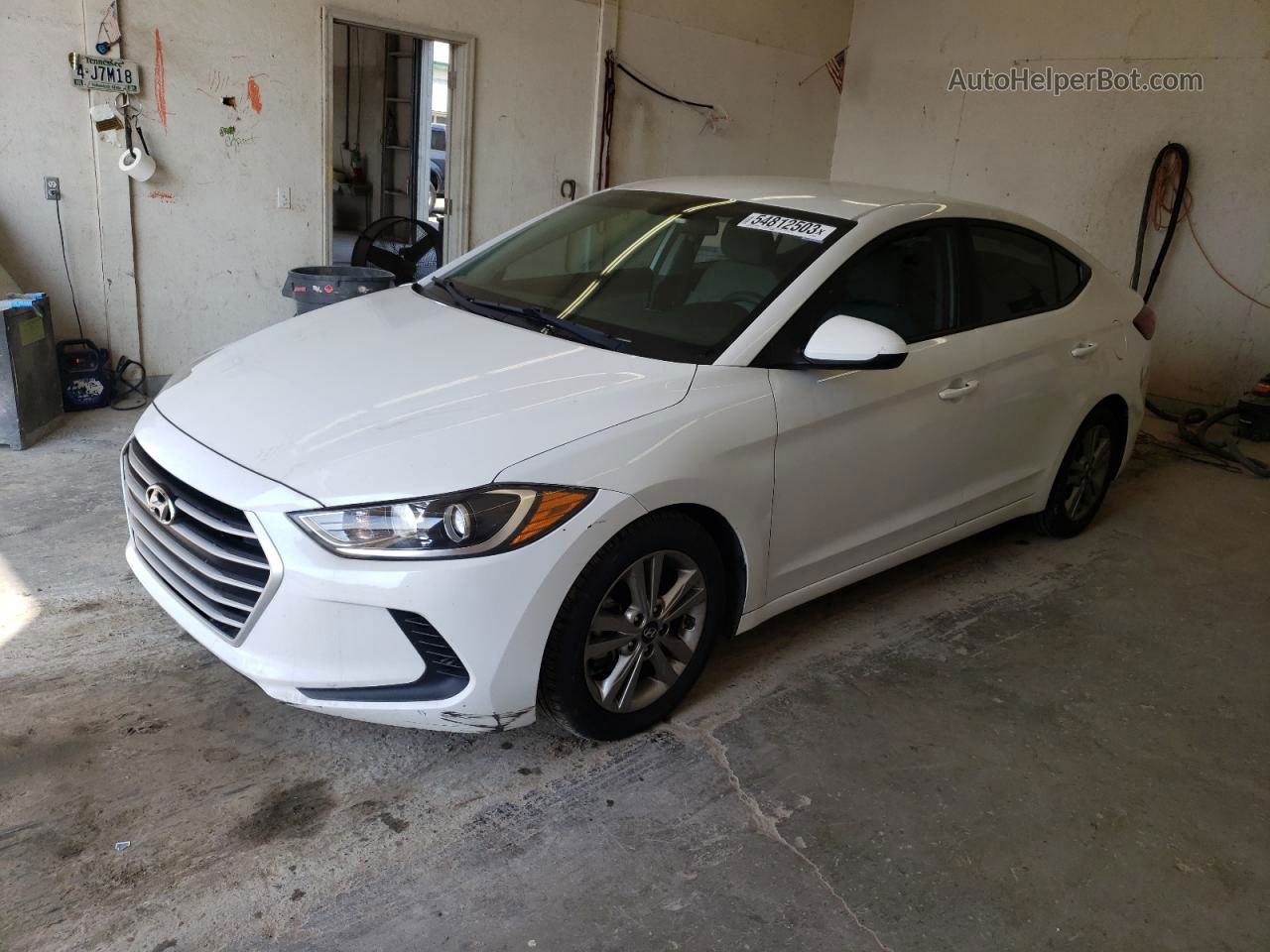 2017 Hyundai Elantra Se White vin: 5NPD84LF8HH188086